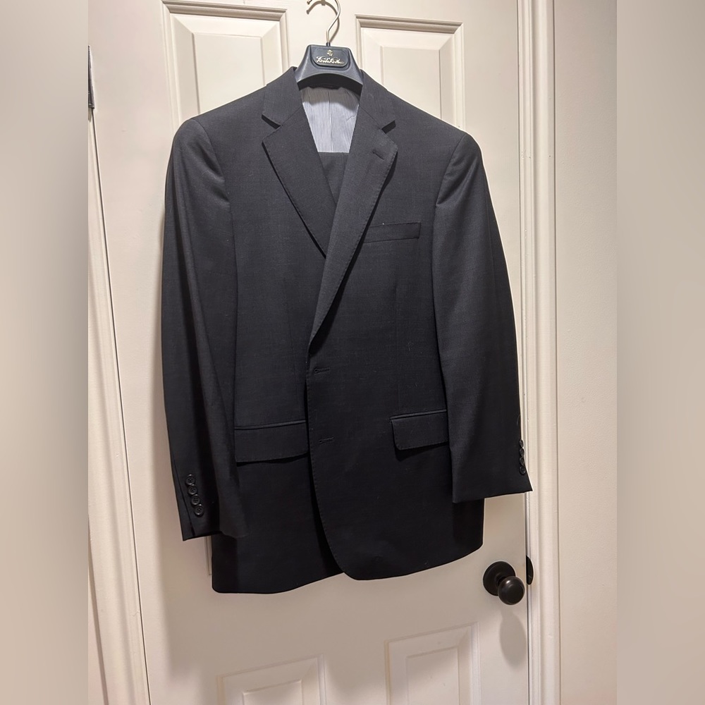 Mens Brooks Brothers suit-